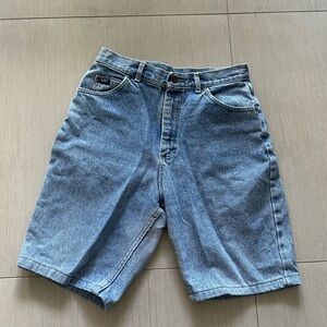 Classic Men's Denim Shorts - Light Blue
